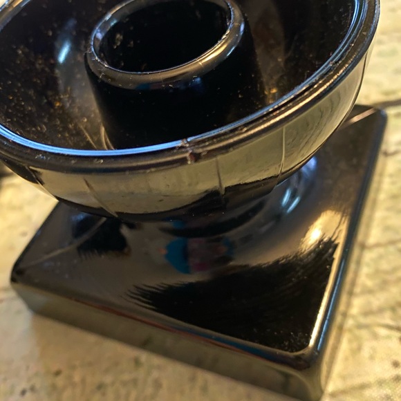 2 black glass candlesticks. - Picture 9 of 9